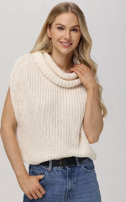 525 America - Cate Sleeveless Turtleneck Sweater in Cream