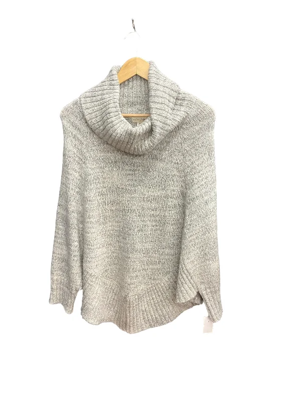 Sweater By Maison Jules In Grey White, Size: M