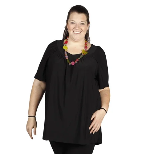 Black V-Neck Pullover Top Women's Plus Size Pullover Top