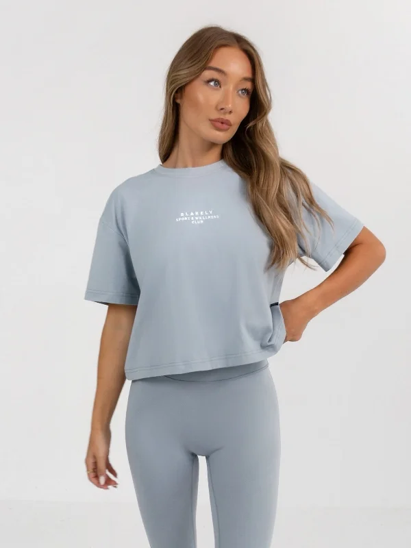 Ultimate Cropped T-Shirt - Ice Blue