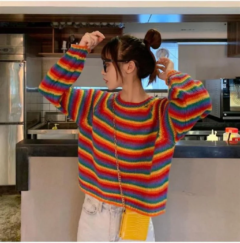 KittenAlarm - Rainbow Striped Casual Cropped Sweater