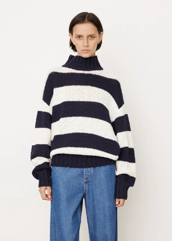 Wide Stripe Turtleneck Knit