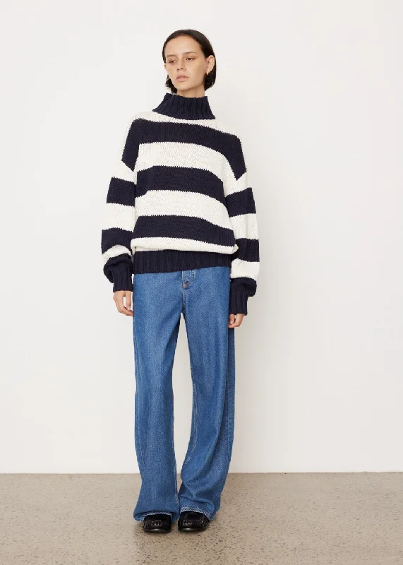 Wide Stripe Turtleneck Knit